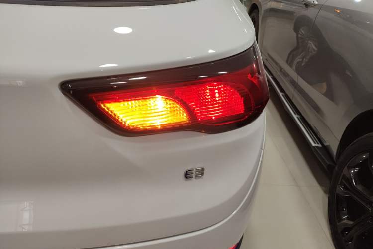 Used Landian E3 2023 405 km Comfort Edition Exterior 2