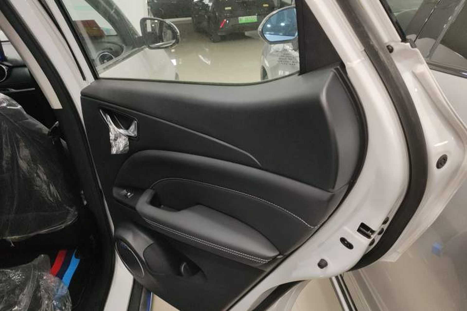 Used Landian E3 2023 405 km Comfort Edition Interior 3