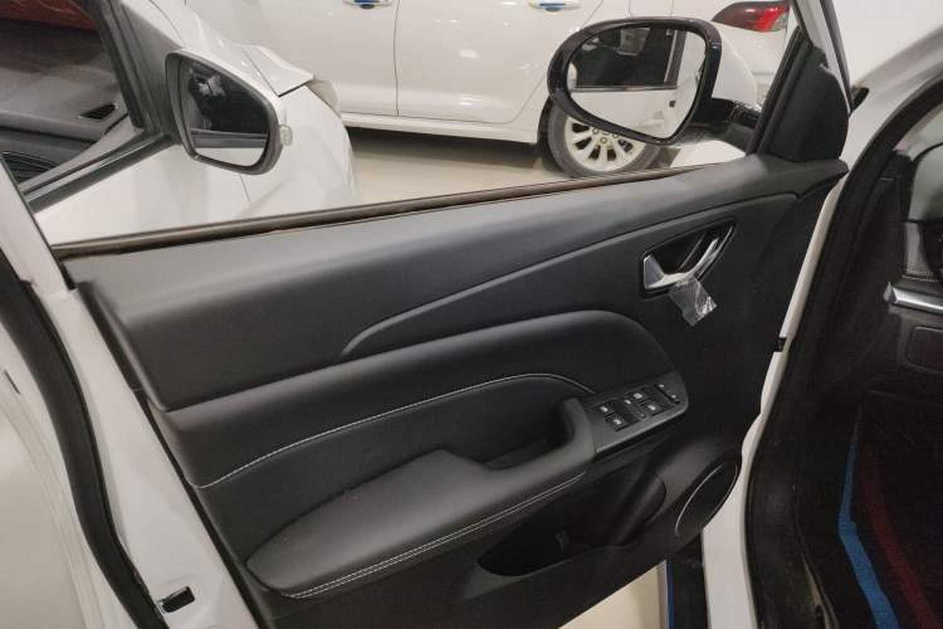 Used Landian E3 2023 405 km Comfort Edition Interior 4