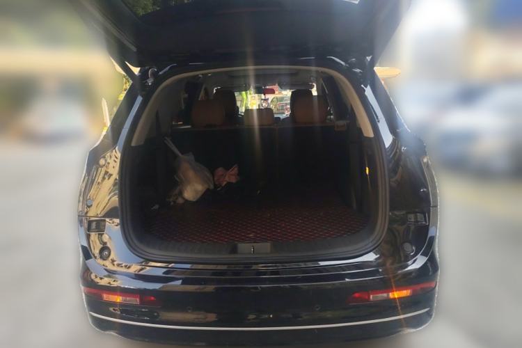 Used Landian E5 2023 1.5L DE-i 100KM Zhenxiang Edition 7-Seater Trunk