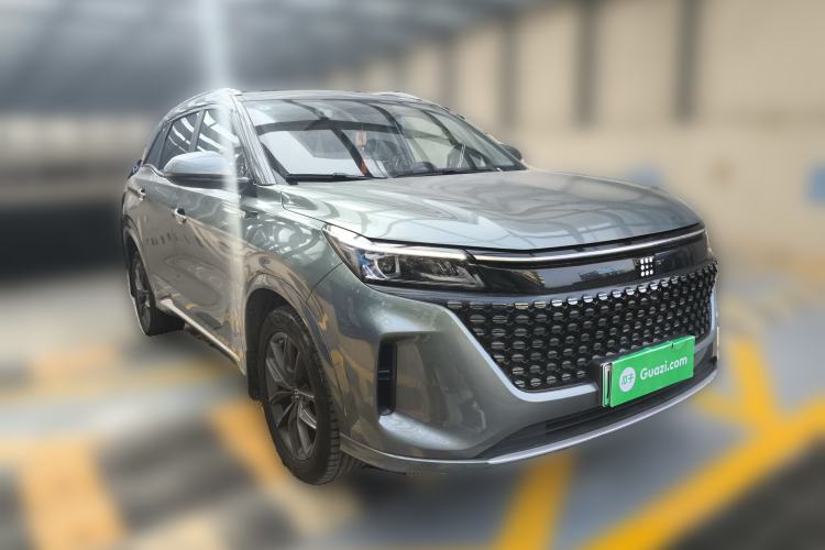 Used Landian E5 2023 1.5L DE-i 100KM Comfort Edition 7-Seater Front Right 45 Deg