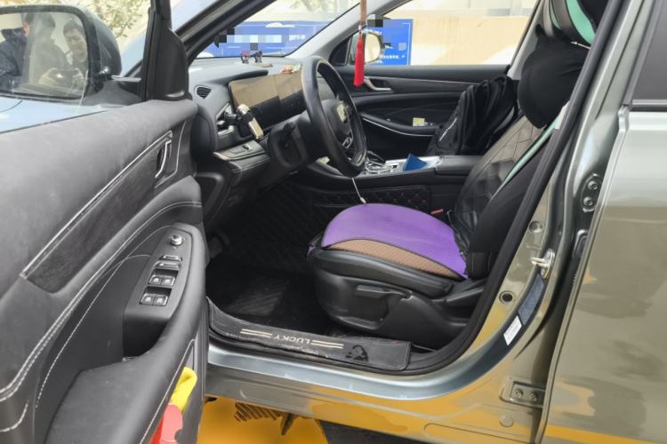 Used Landian E5 2023 1.5L DE-i 100KM Comfort Edition 7-Seater Left Front Seat