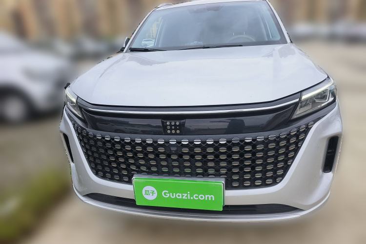 Used Landian E5 2024 Honor Edition 100KM Deluxe 7-Seater Front