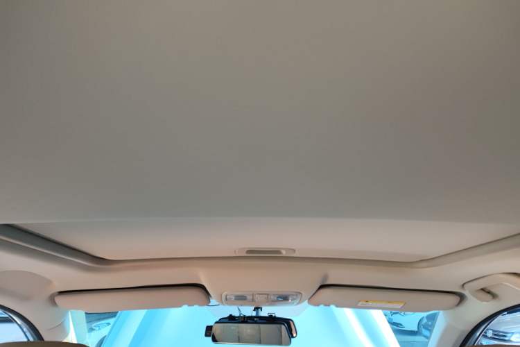 Used Landian E5 2023 1.5L DE-i 100KM Comfort Edition 7-Seater Headliner