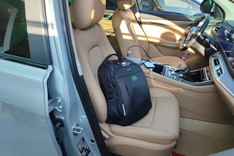 Used Landian E5 2023 1.5L DE-i 100KM Comfort Edition 7-Seater Right Front Seat