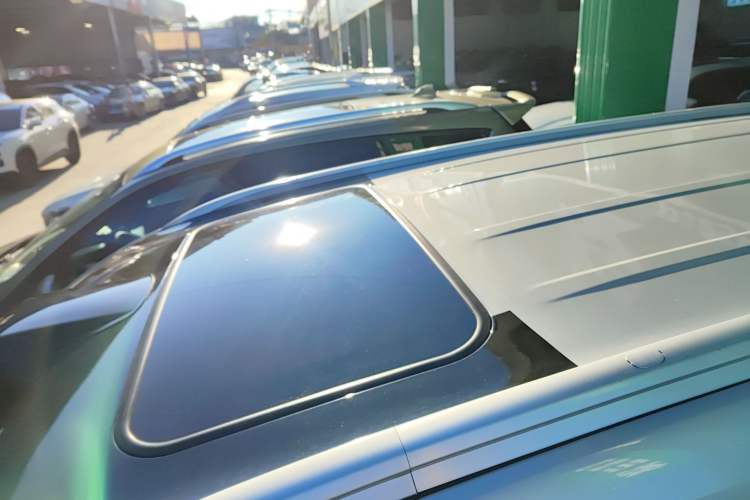 Used Landian E5 2023 1.5L DE-i 100KM Comfort Edition 7-Seater Roof