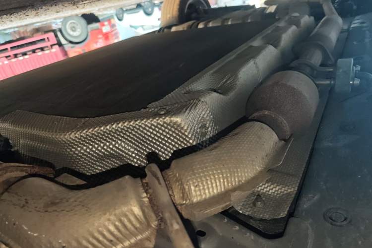 Used Landian E5 2023 1.5L DE-i 100KM Zhenxiang Edition 7-Seater Chassis Front Right