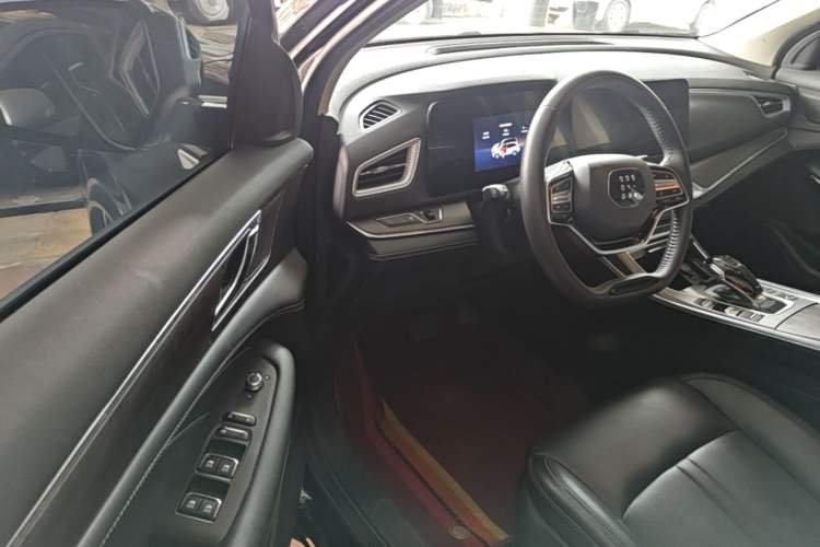 Used Landian E5 2023 1.5L DE-i 100KM Comfort Edition 7-Seater Driver Seat