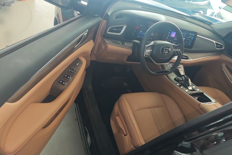 Used Landian E5 2023 1.5L DE-i 100KM Comfort Edition 7-Seater Driver Seat