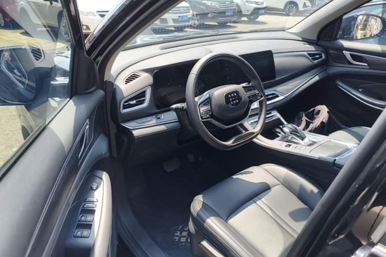 Used Landian E5 2023 1.5L DE-i 100KM Comfort Edition 7-Seater Driver Seat