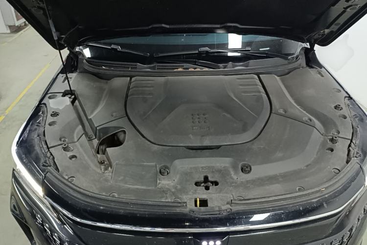 Used Landian E5 2023 1.5L DE-i 100KM Comfort Edition 7-Seater Engine Bay