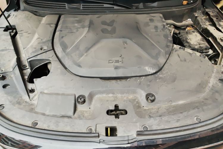 Used Landian E5 2023 1.5L DE-i 100KM Comfort Edition 7-Seater Engine Bay
