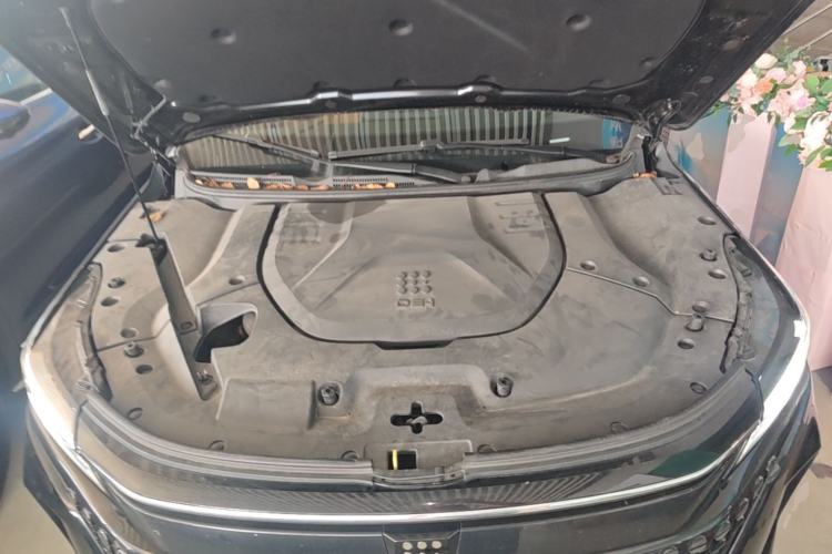 Used Landian E5 2023 1.5L DE-i 100KM Comfort Edition 7-Seater Engine Bay