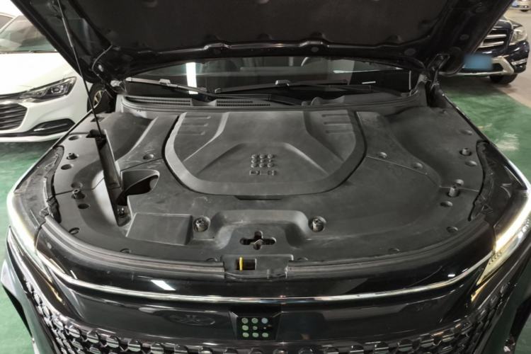Used Landian E5 2023 1.5L DE-i 100KM Comfort Edition 7-Seater Engine Bay
