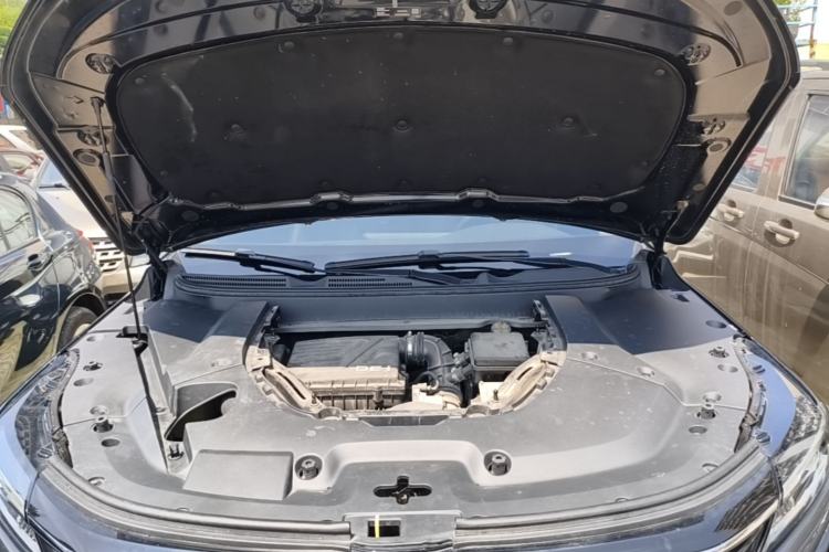 Used Landian E5 2023 1.5L DE-i 100KM Comfort Edition 7-Seater Engine Bay