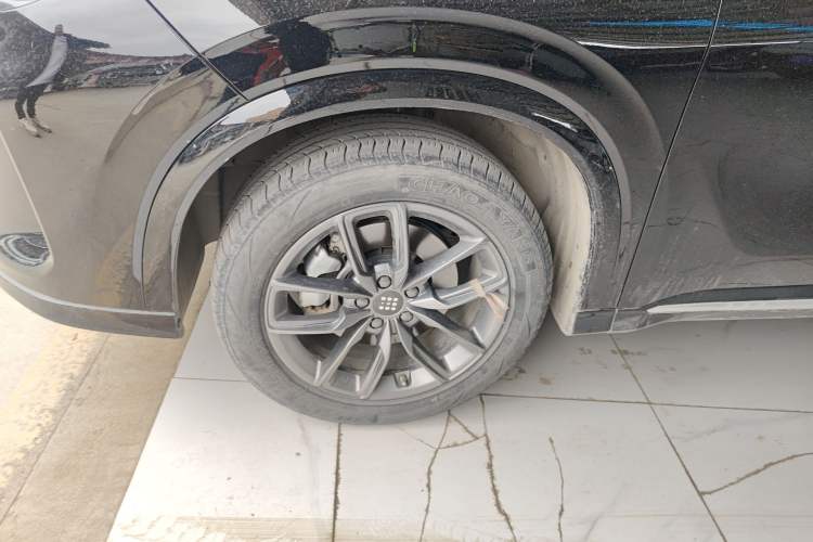 Used Landian E5 2023 1.5L DE-i 100KM Comfort Edition 7-Seater Exterior 4