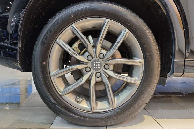 Used Landian E5 2023 1.5L DE-i 100KM Comfort Edition 7-Seater Exterior 4