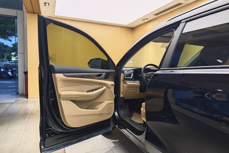 Used Landian E5 2023 1.5L DE-i 100KM Comfort Edition 7-Seater Exterior 7