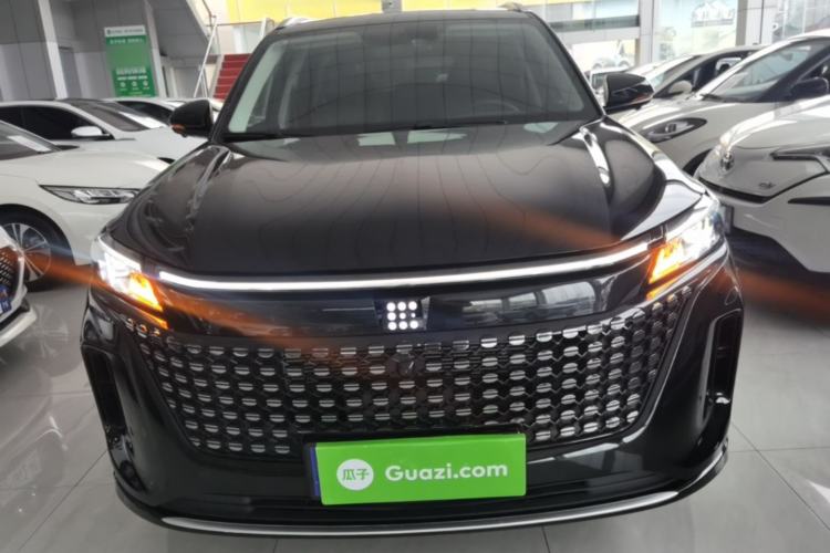 Used Landian E5 2023 1.5L DE-i 100KM Zhenxiang Edition 7-Seater Front