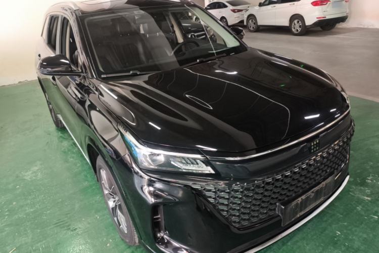 Used Landian E5 2023 1.5L DE-i 100KM Comfort Edition 7-Seater Front Right 45 Deg