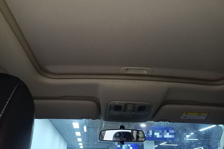 Used Landian E5 2023 1.5L DE-i 100KM Comfort Edition 7-Seater Headliner