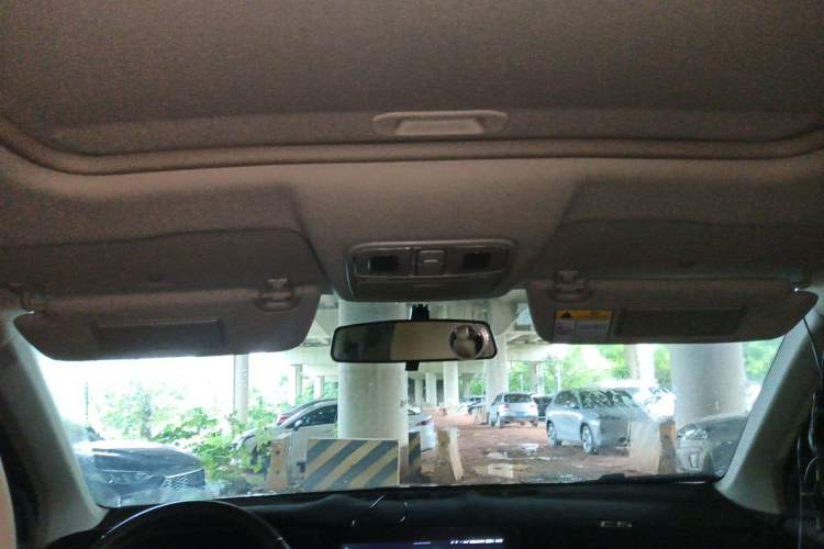 Used Landian E5 2023 1.5L DE-i 100KM Comfort Edition 7-Seater Headliner