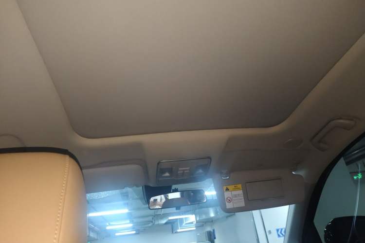 Used Landian E5 2023 1.5L DE-i 100KM Zhenxiang Edition 7-Seater Headliner