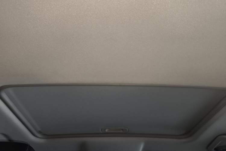 Used Landian E5 2023 1.5L DE-i 100KM Comfort Edition 7-Seater Headliner