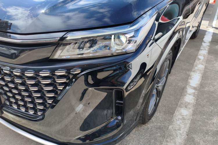 Used Landian E5 2023 1.5L DE-i 100KM Comfort Edition 7-Seater Left Front Headlight