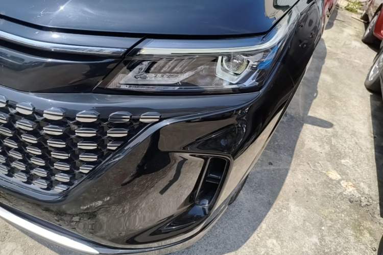 Used Landian E5 2023 1.5L DE-i 100KM Comfort Edition 7-Seater Left Front Headlight