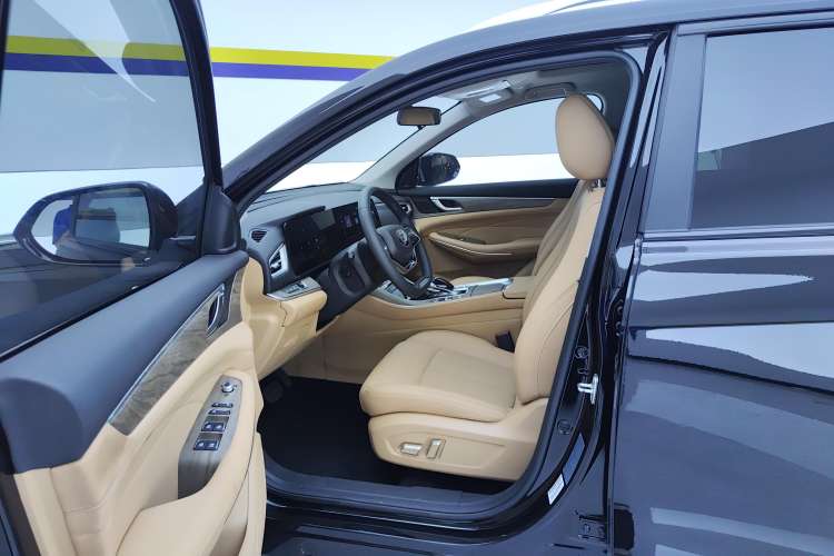 Used Landian E5 2023 1.5L DE-i 110KM Flagship 7-Seater Left Front Seat