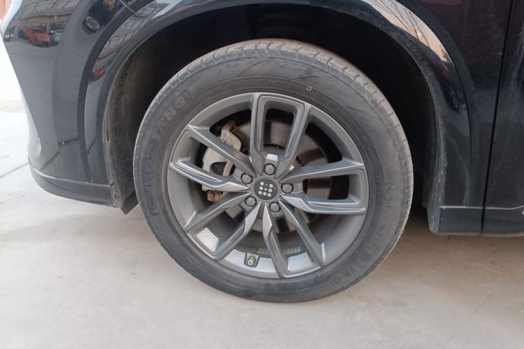 Used Landian E5 2023 1.5L DE-i 100KM Enjoyment Version 5 Seats Left Front Wheel Hub