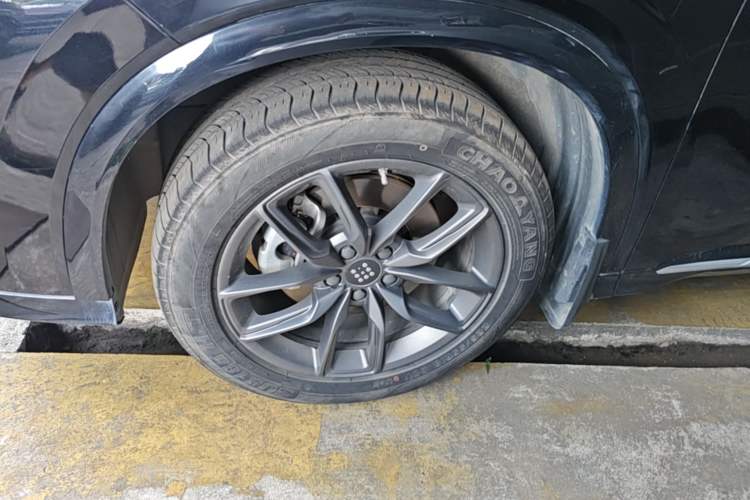 Used Landian E5 2023 1.5L DE-i 100KM Comfort Edition 7-Seater Left Front Wheel Hub