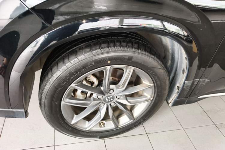 Used Landian E5 2023 1.5L DE-i 100KM Comfort Edition 7-Seater Left Front Wheel Hub