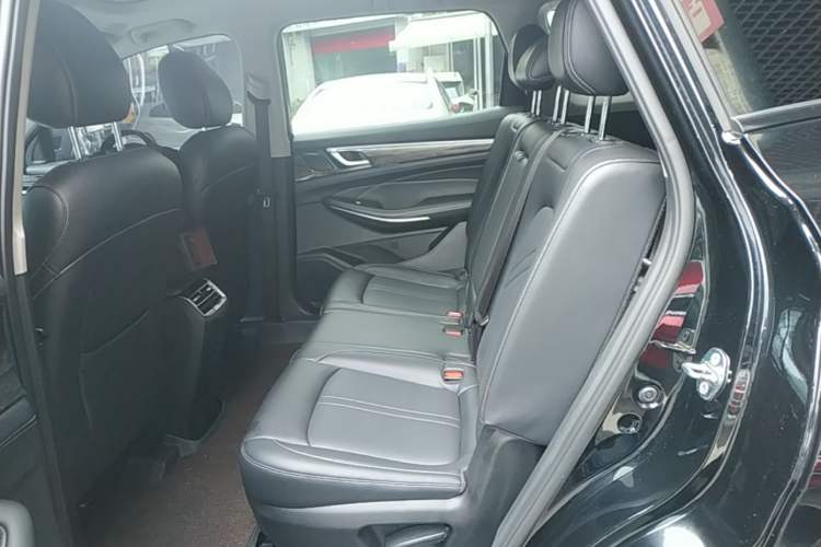 Used Landian E5 2023 1.5L DE-i 100KM Zhenxiang Edition 7-Seater Left Rear Seat