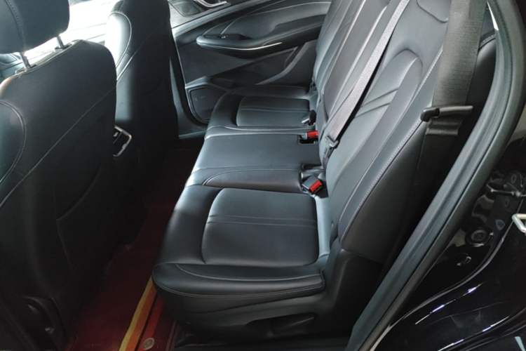 Used Landian E5 2023 1.5L DE-i 100KM Comfort Edition 7-Seater Left Rear Seat