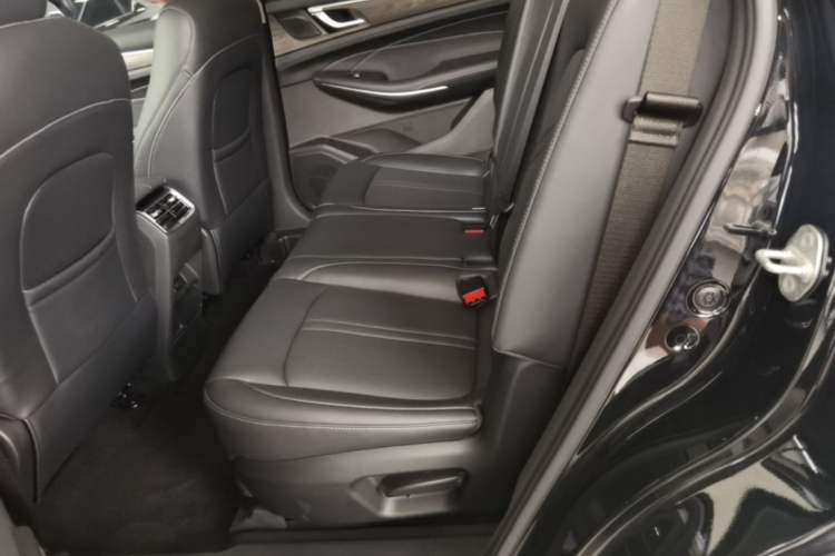 Used Landian E5 2023 1.5L DE-i 100KM Zhenxiang Edition 7-Seater Left Rear Seat