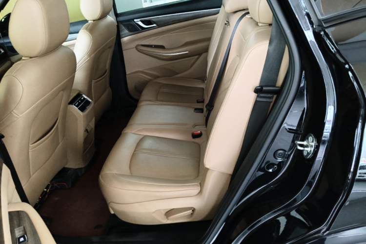 Used Landian E5 2023 1.5L DE-i 100KM Comfort Edition 7-Seater Left Rear Seat
