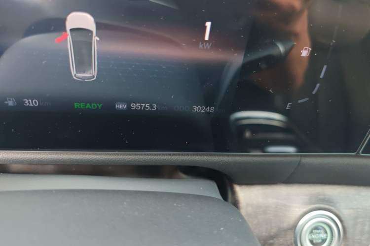 Used Landian E5 2023 1.5L DE-i 100KM Comfort Edition 7-Seater Odometer Close Up