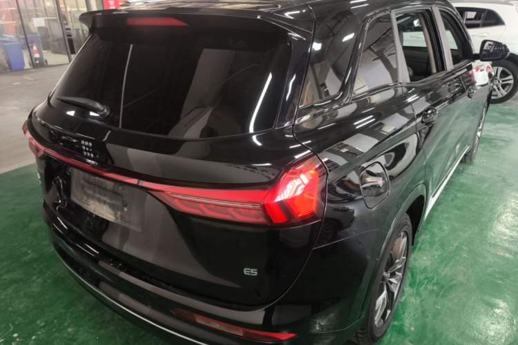 Used Landian E5 2023 1.5L DE-i 100KM Comfort Edition 7-Seater Rear Right 45 Deg