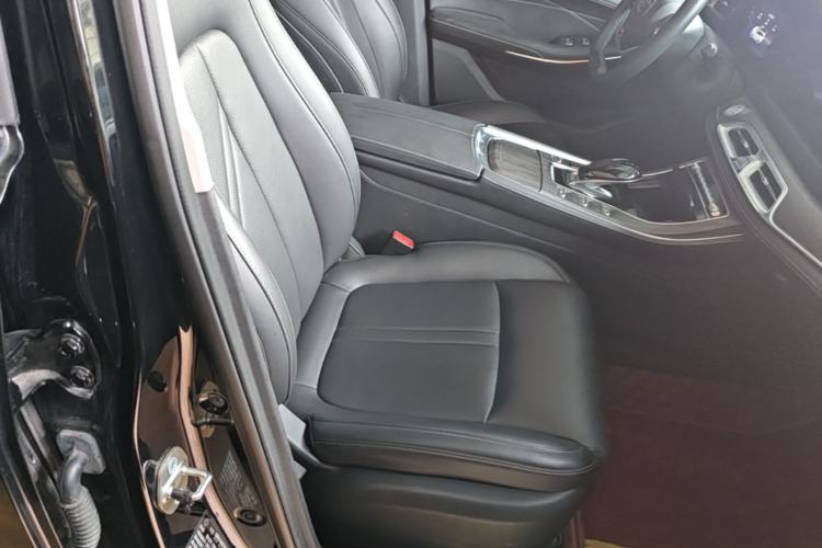 Used Landian E5 2023 1.5L DE-i 100KM Comfort Edition 7-Seater Right Front Seat