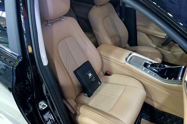 Used Landian E5 2023 1.5L DE-i 110KM Flagship 7-Seater Right Front Seat
