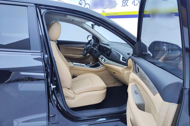 Used Landian E5 2023 1.5L DE-i 110KM Flagship 7-Seater Right Front Seat