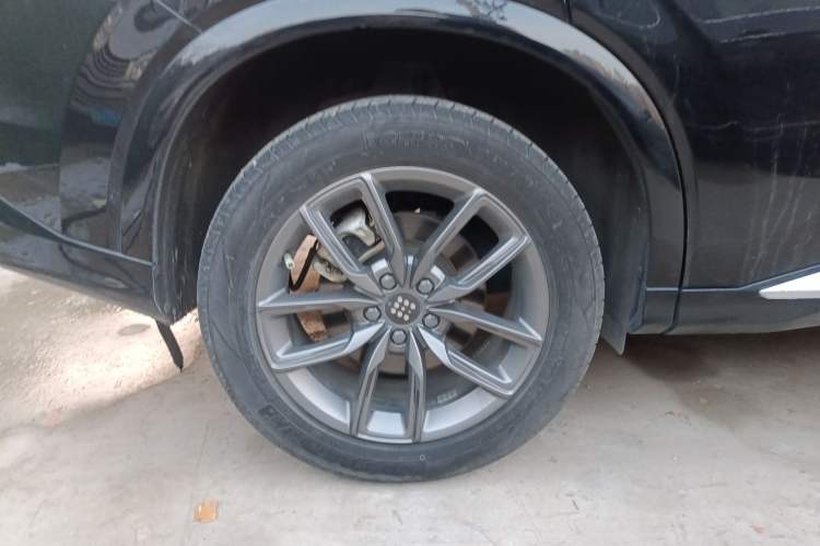Used Landian E5 2023 1.5L DE-i 100KM Enjoyment Version 5 Seats Right Rear Wheel Hub