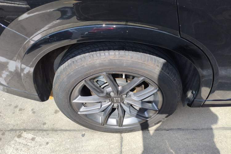 Used Landian E5 2023 1.5L DE-i 100KM Comfort Edition 7-Seater Right Rear Wheel Hub