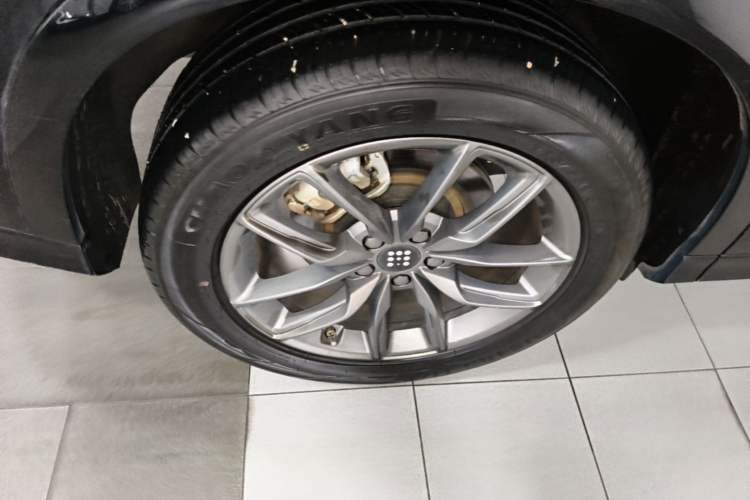 Used Landian E5 2023 1.5L DE-i 100KM Comfort Edition 7-Seater Right Rear Wheel Hub
