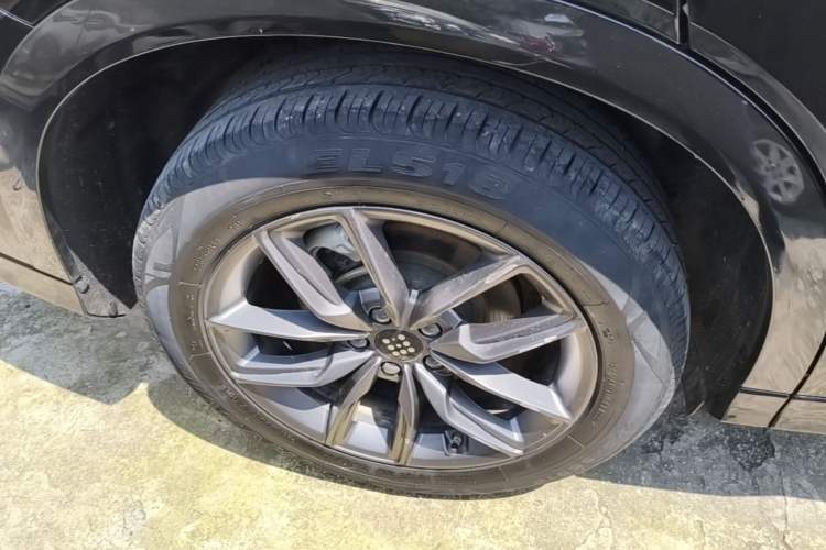 Used Landian E5 2023 1.5L DE-i 100KM Comfort Edition 7-Seater Right Rear Wheel Hub