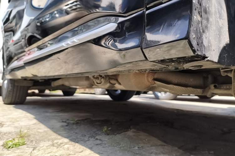 Used Landian E5 2023 1.5L DE-i 100KM Comfort Edition 7-Seater Right Side Sill