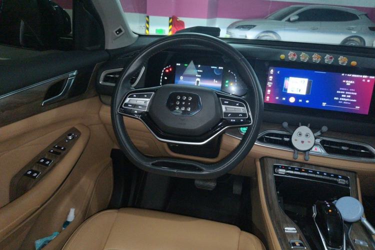 Used Landian E5 2023 1.5L DE-i 100KM Zhenxiang Edition 7-Seater Steering Wheel