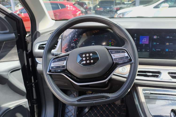 Used Landian E5 2023 1.5L DE-i 100KM Comfort Edition 7-Seater Steering Wheel